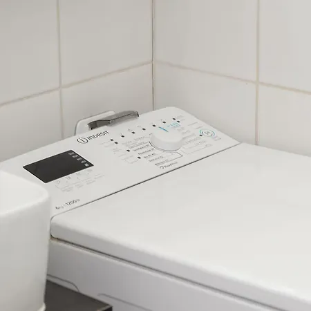 Przytulny Z Dwiema Sypialniami I Balkonem W Gdyni By Renters * Gdynia